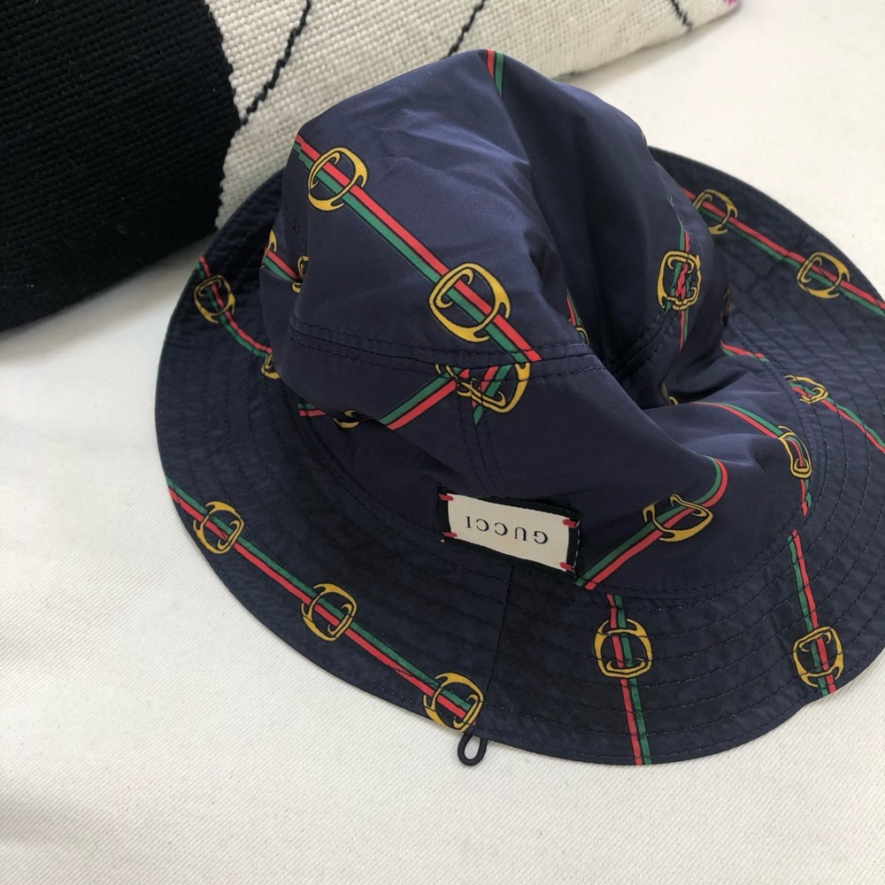 Gucci bucket hat NWT